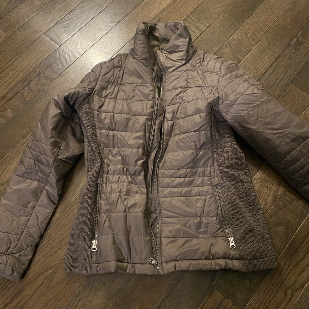 Women’s North Face jacket